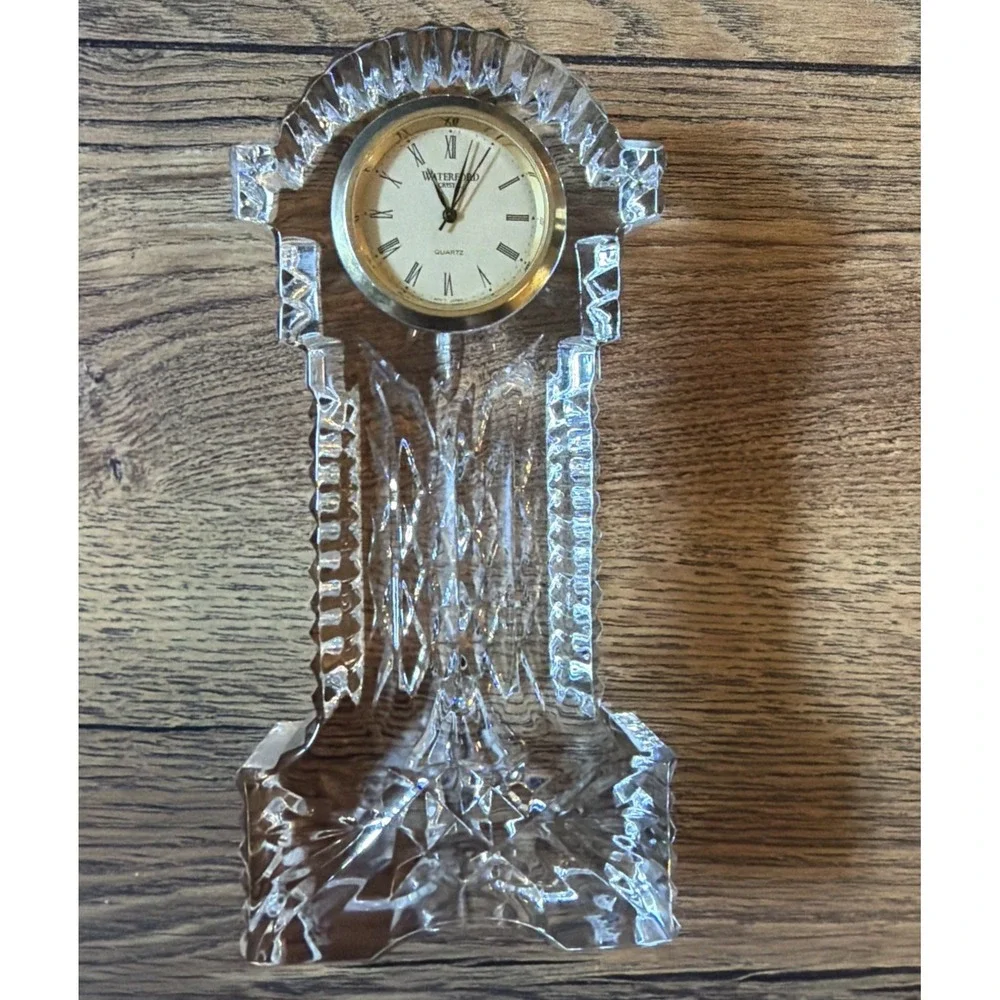 Vtg Waterford Crystal Grandfather Desk Clock Gold Quartz 5 3/4 inches tall - Picture 4 of 5